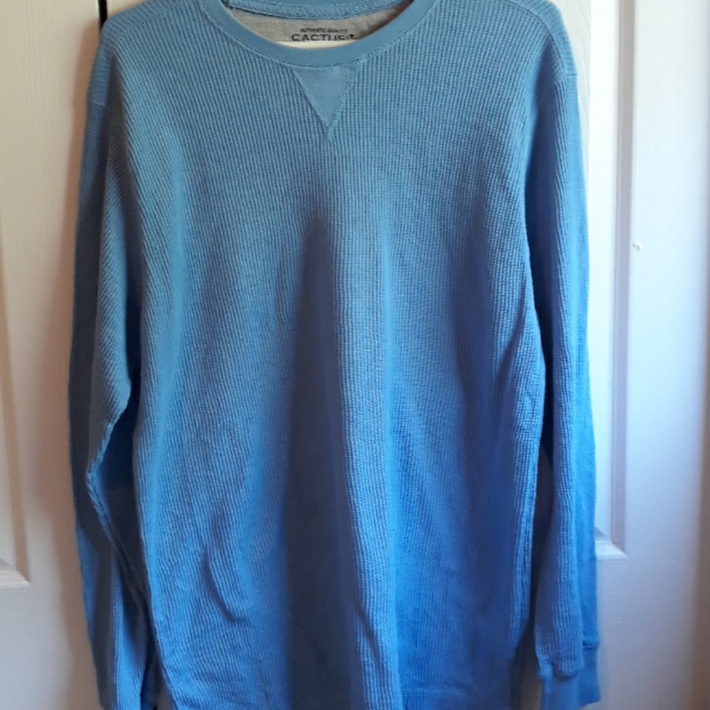 Blue long sleeve shirt